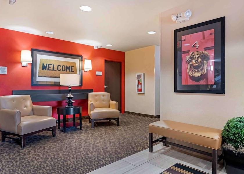 Illinois Hanover Park Lobby