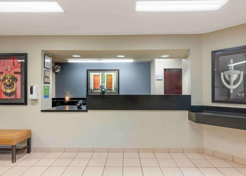 Indiana Fort Wayne Lobby