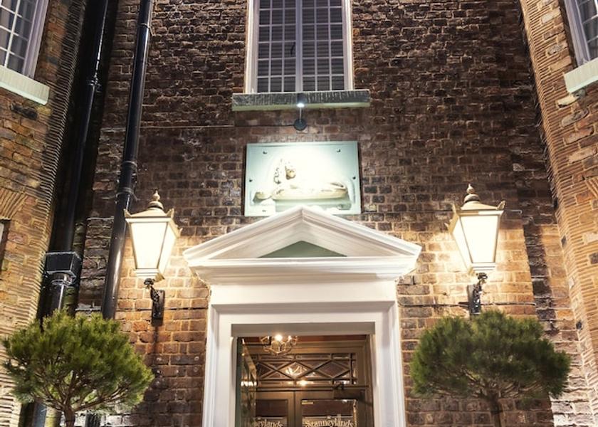 England Wilmslow Exterior Detail