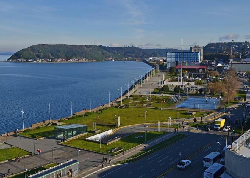Los Lagos (region) Puerto Montt Lake