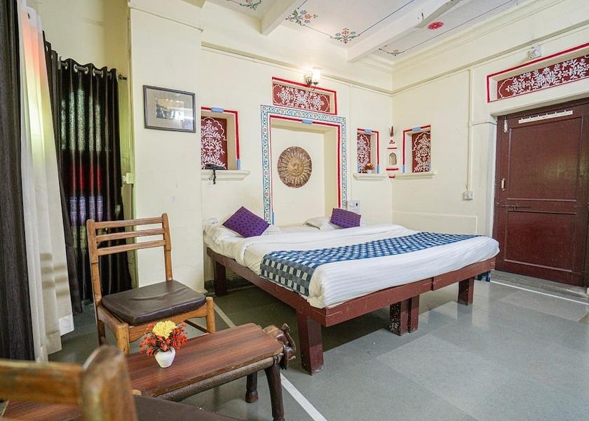 Rajasthan Udaipur Deluxe Double Room