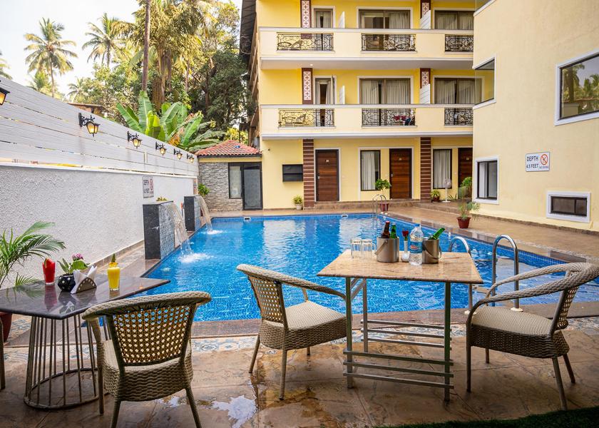 Goa Calangute Pool