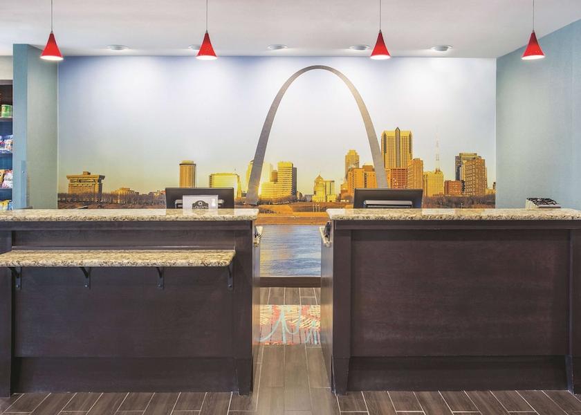 Illinois O'Fallon Lobby