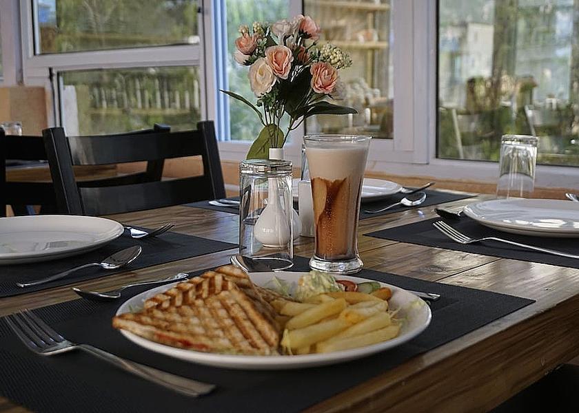 Uttarakhand Rishikesh Dining