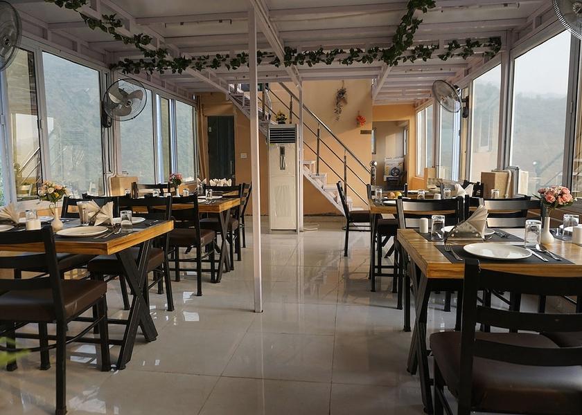 Uttarakhand Rishikesh Restaurant