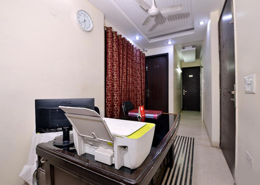 Delhi Delhi Reception