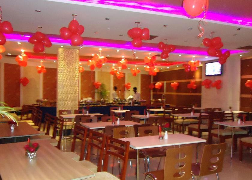 West Bengal Tarapith Food & Dining