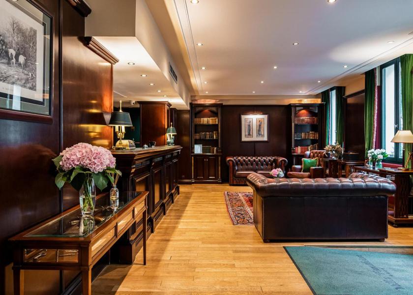 Île-de-France Paris Lobby