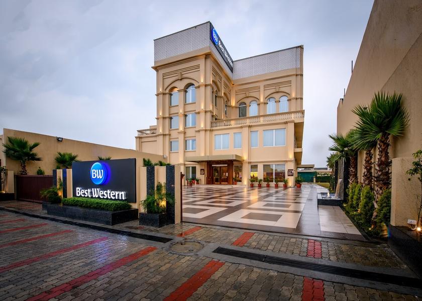 Punjab Kapurthala Hotel Exterior