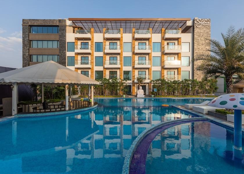 Madhya Pradesh Indore Hotel Exterior