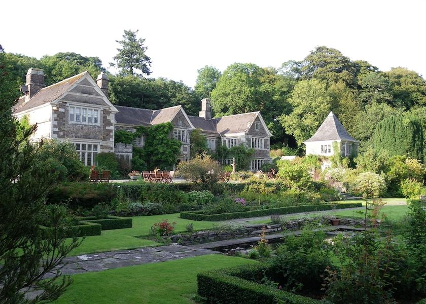 England Okehampton Facade