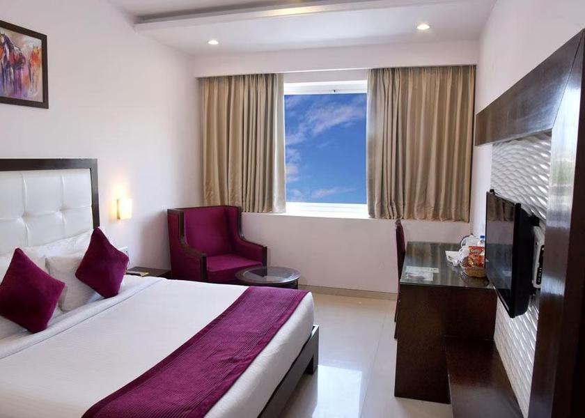 Punjab Mohali Executive Plus Room