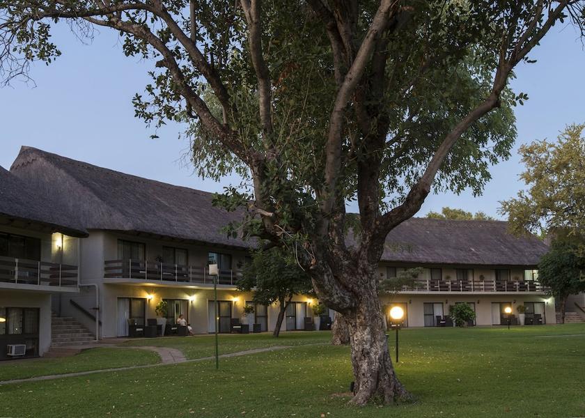  Victoria Falls Facade