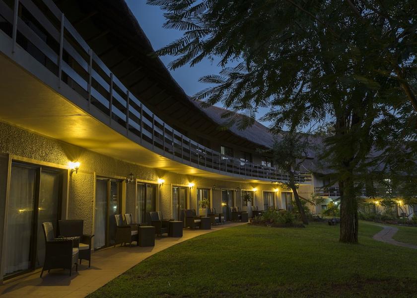  Victoria Falls Facade