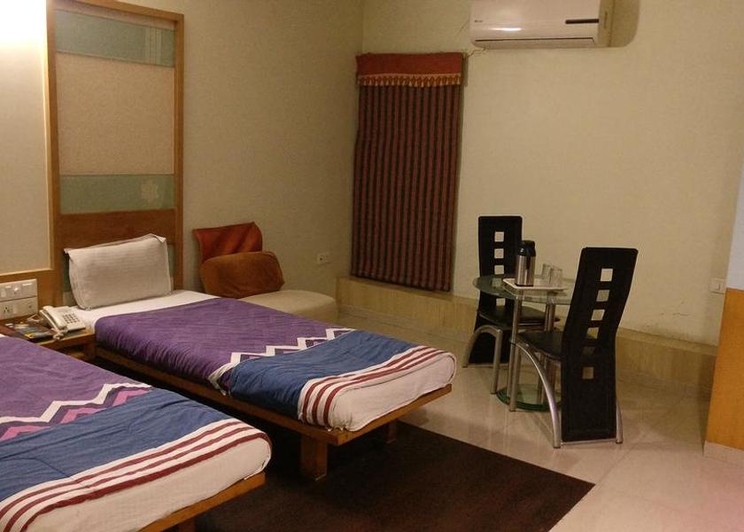 Gujarat Vapi Premier Room