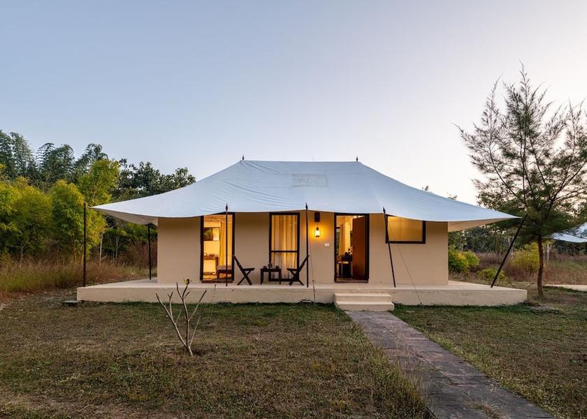 Madhya Pradesh Kanha Room
