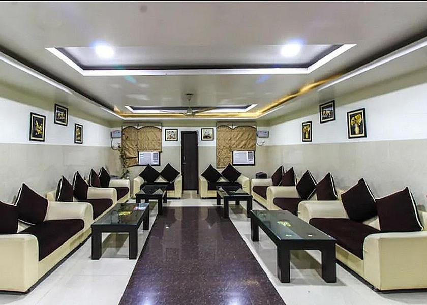Uttar Pradesh Lucknow Public Areas