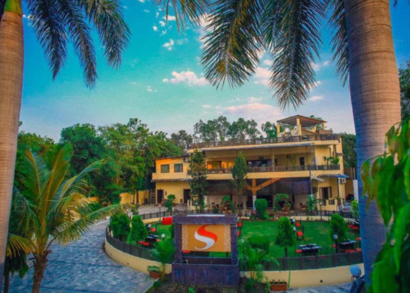 Madhya Pradesh Sagar Hotel Exterior