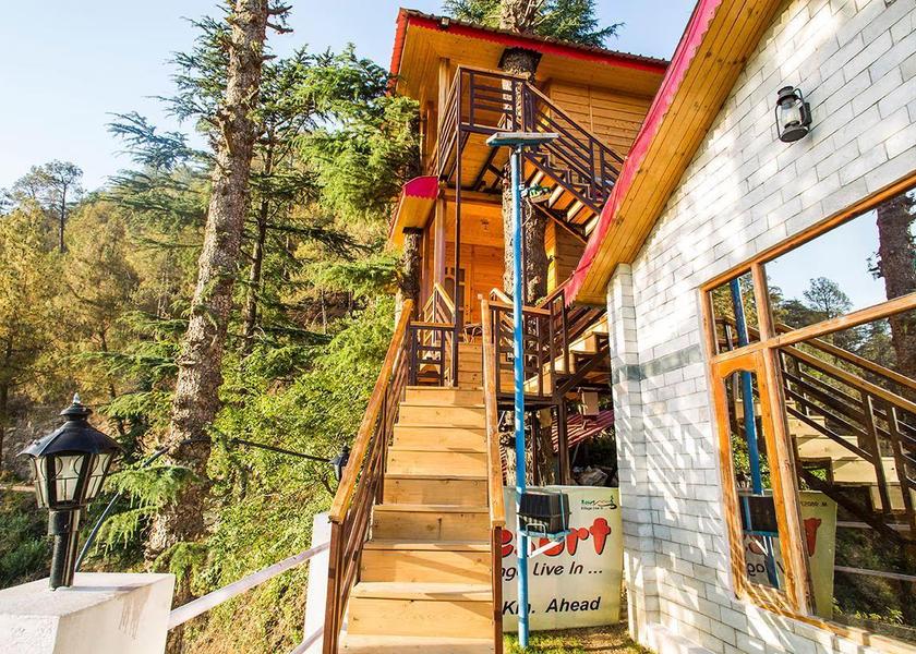 Himachal Pradesh Chail Public Areas
