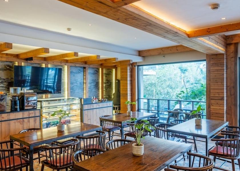 Uttarakhand Rishikesh Restaurant