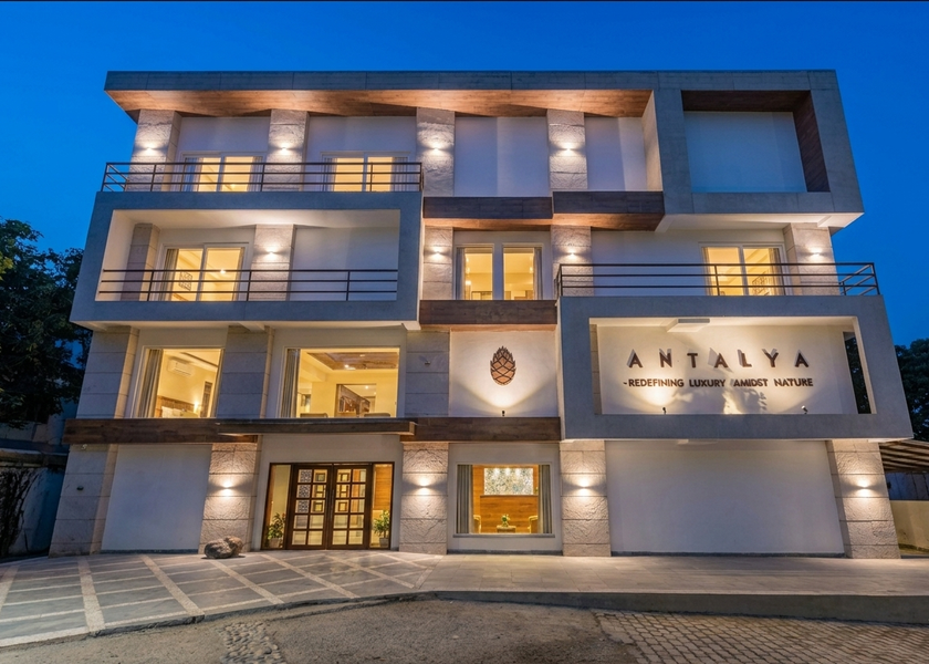 Uttarakhand Rishikesh Hotel Exterior