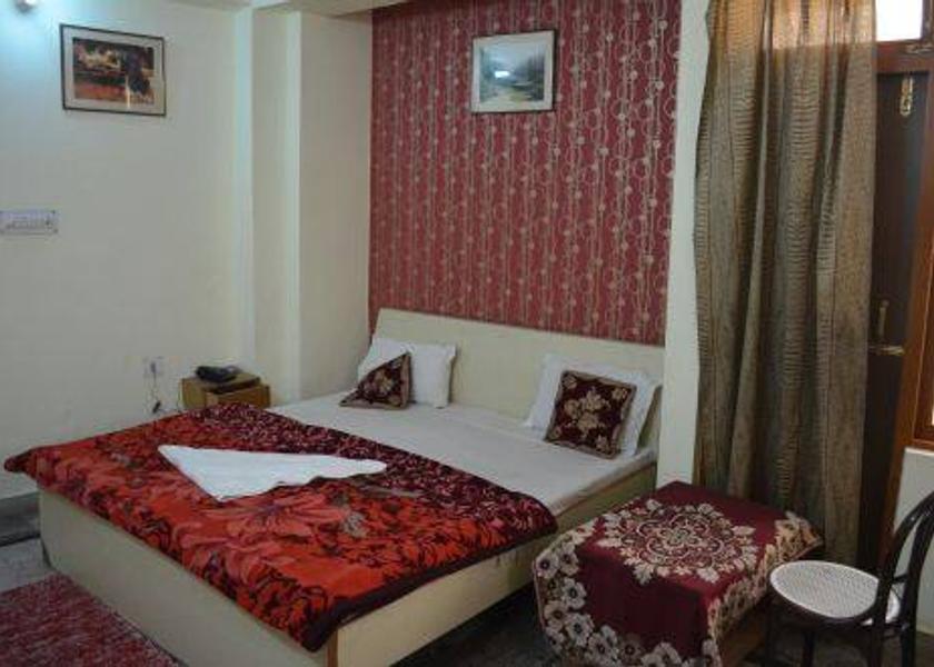 Uttar Pradesh Lucknow Luxury Room
