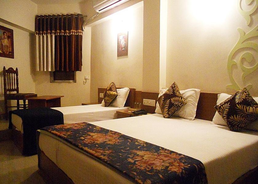 Gujarat Ahmedabad Super Deluxe Room