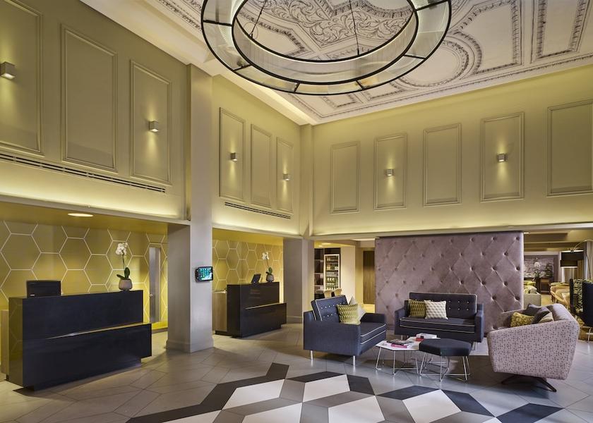 England London Lobby