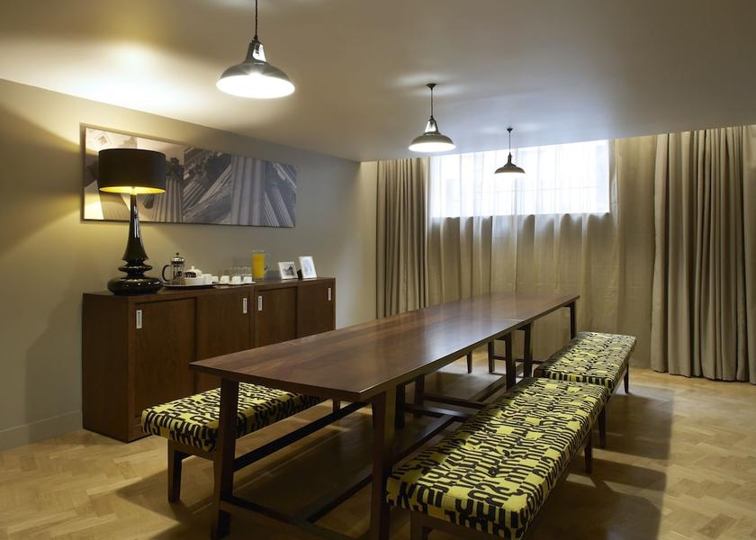 England London Meeting Room