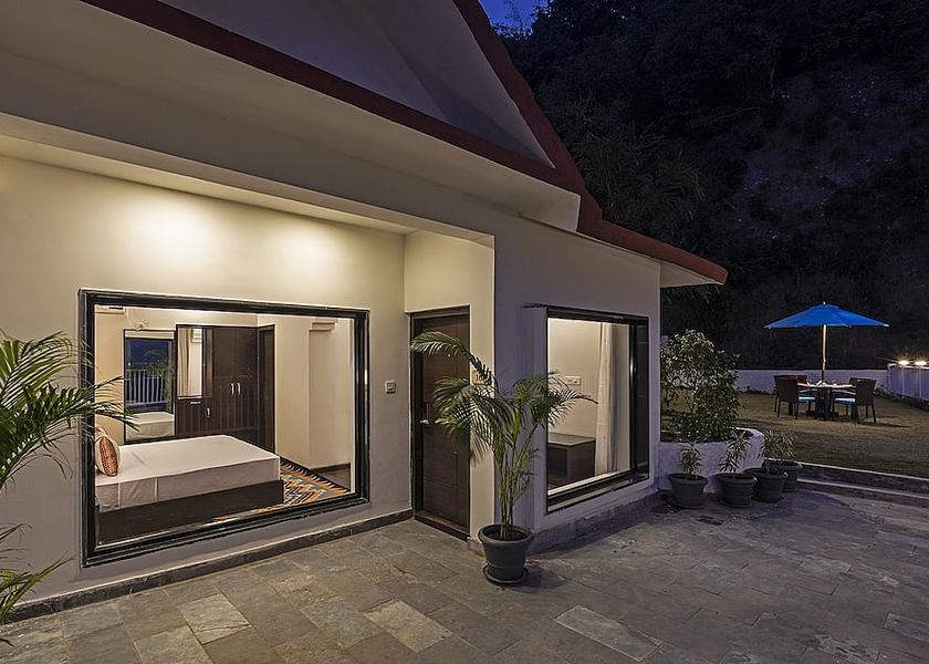 Uttarakhand Rishikesh Room