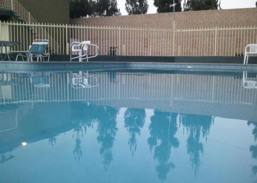 California Anaheim Pool