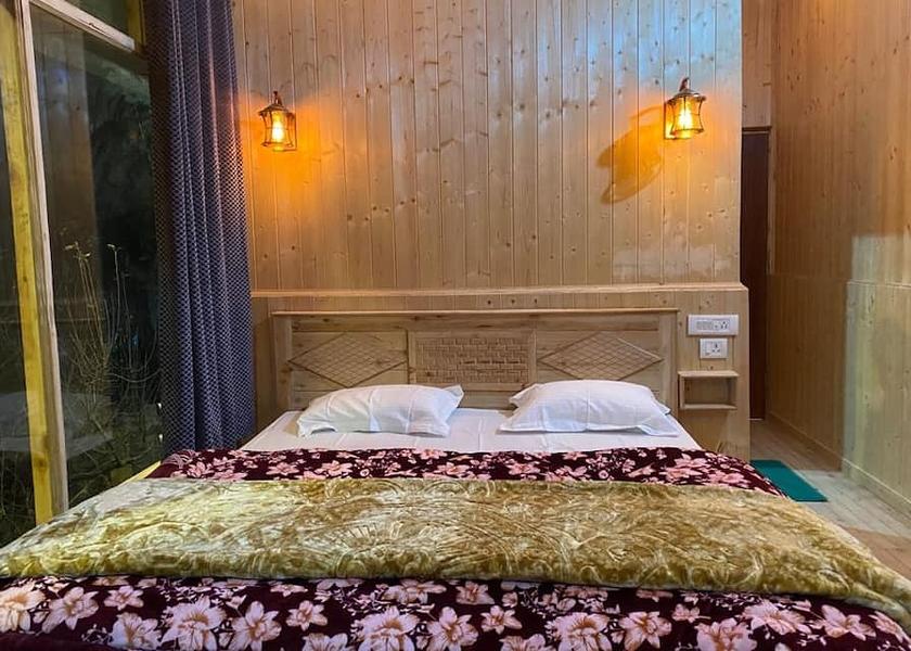 Uttarakhand Dhanaulti 1025