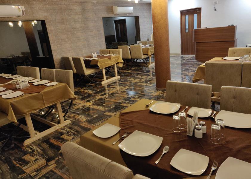 Madhya Pradesh Chanderi Food & Dining