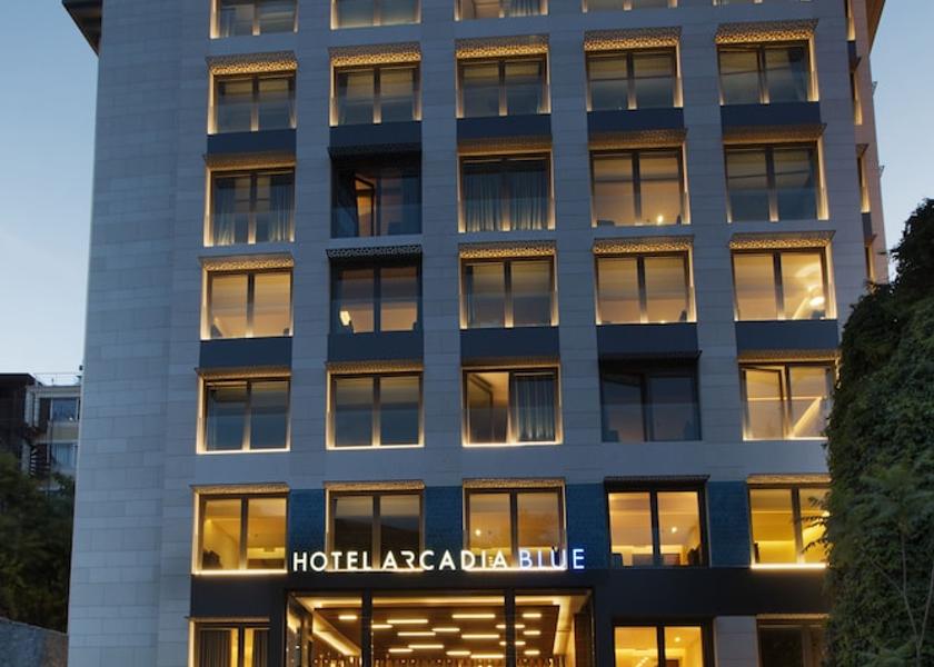  Istanbul Facade