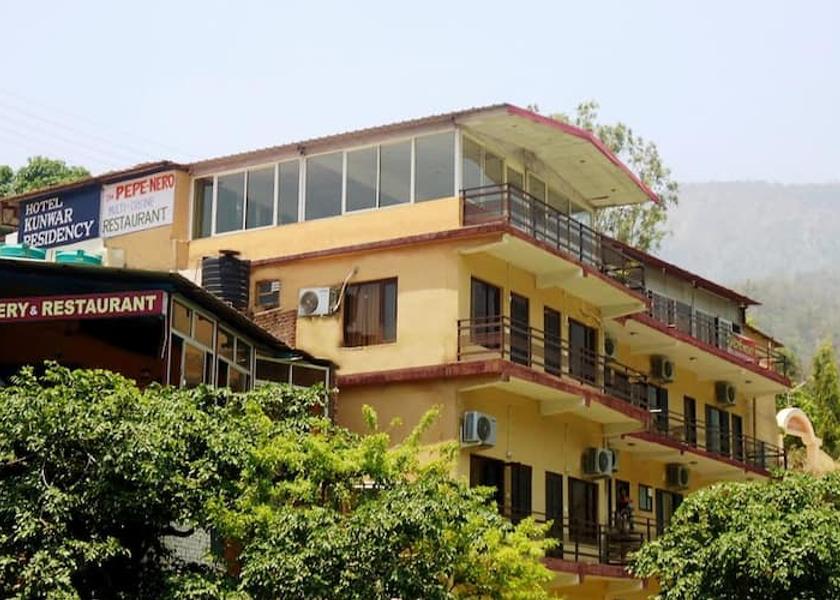 Uttarakhand Rishikesh Hotel Exterior