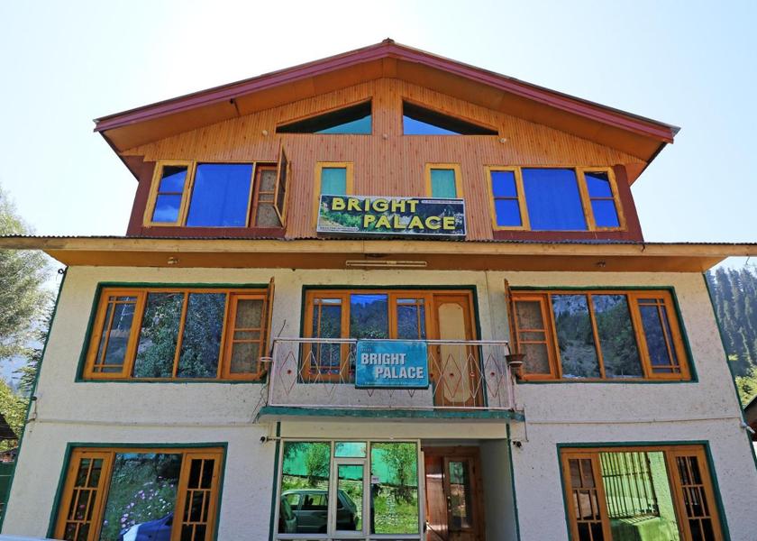 Jammu and Kashmir Pahalgam Entrance