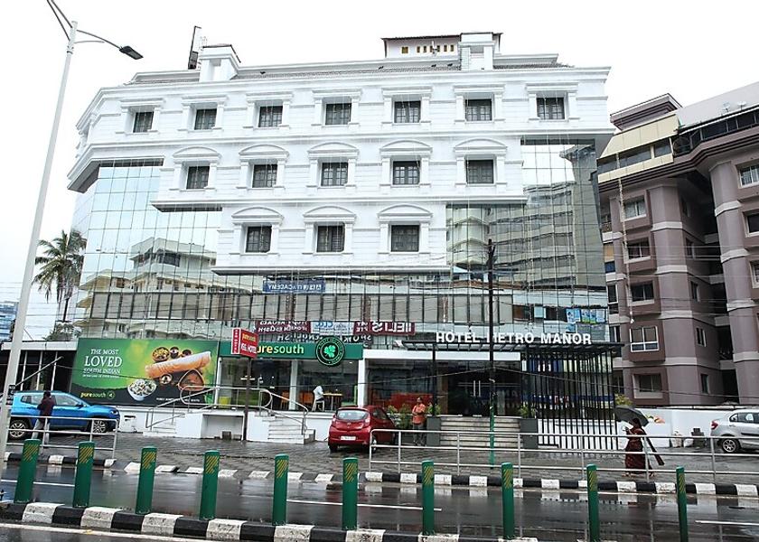 Kerala Kozhikode Hotel Exterior