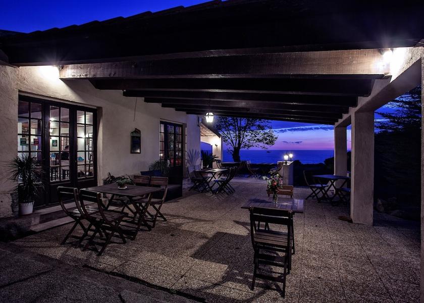 Corsica Galeria Bar (on property)