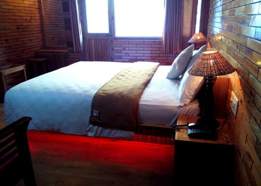 Himachal Pradesh Kasol room