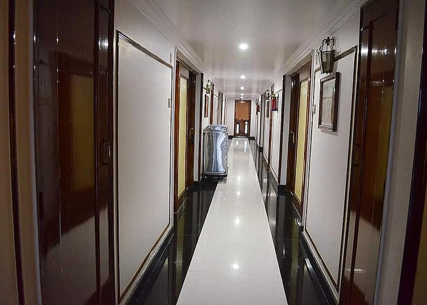 Uttar Pradesh Lucknow Public Areas