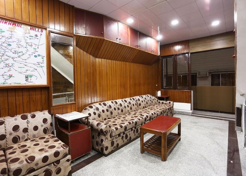 Uttarakhand Mussoorie Living area