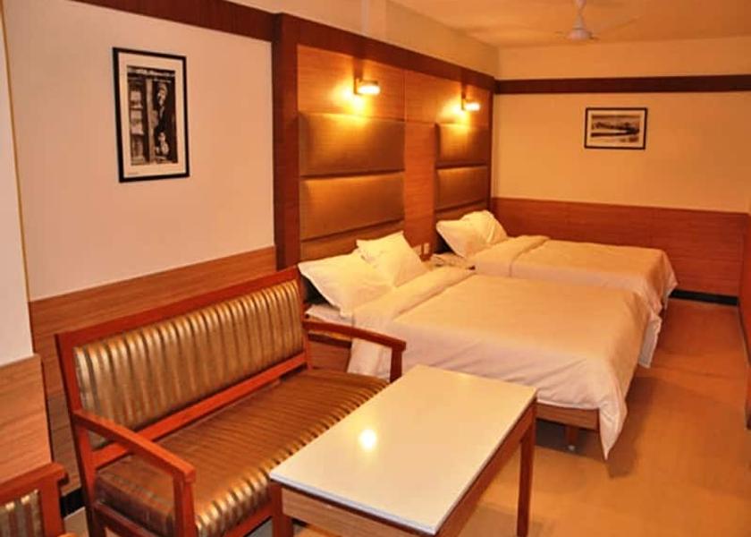 Maharashtra Ratnagiri room