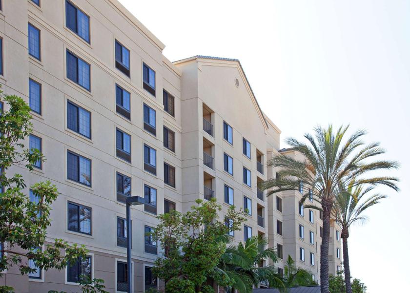 California Anaheim Hotel Exterior