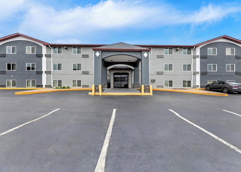 Ontario Huntsville Primary image