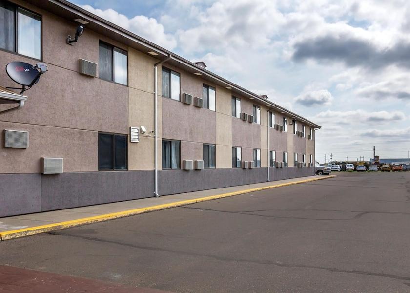 Colorado Lamar Exterior Detail