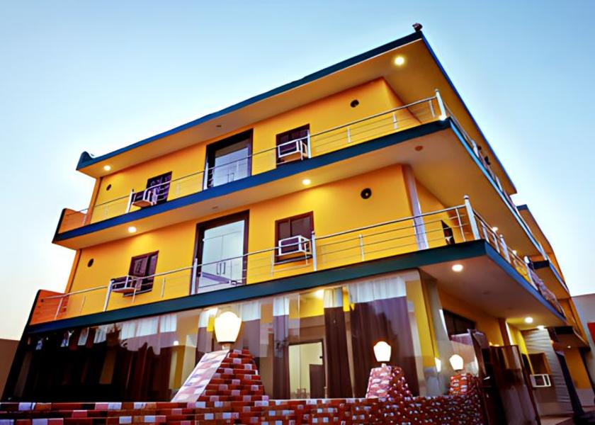 Uttar Pradesh Mathura Hotel Exterior