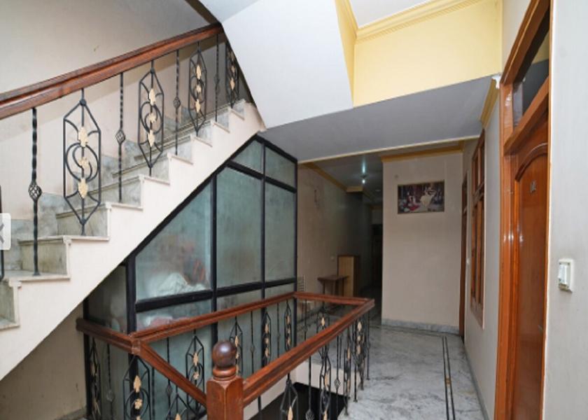Uttarakhand Kashipur Hotel Exterior