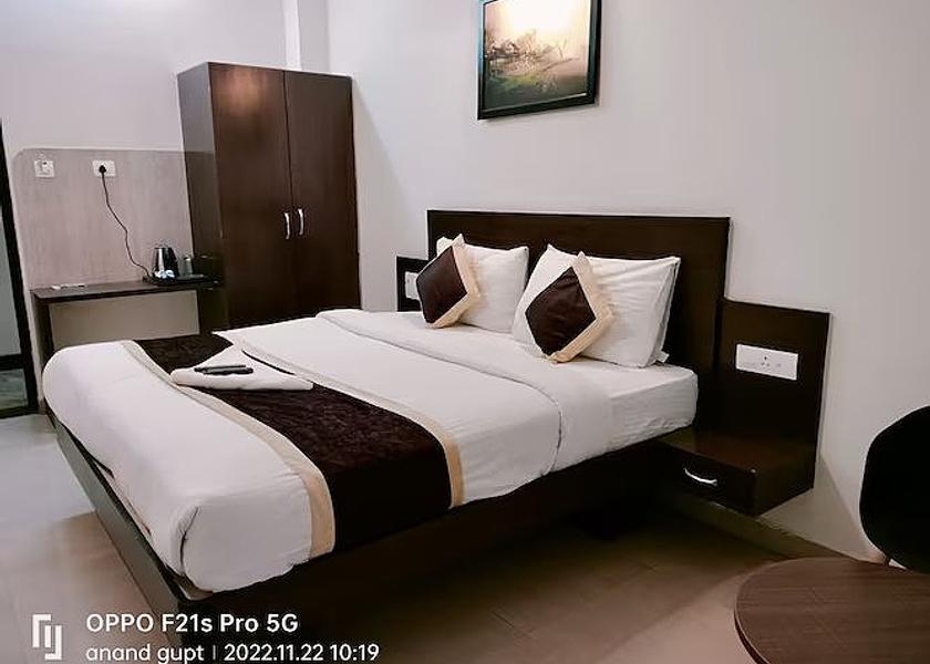 Uttar Pradesh Varanasi Super Deluxe Room