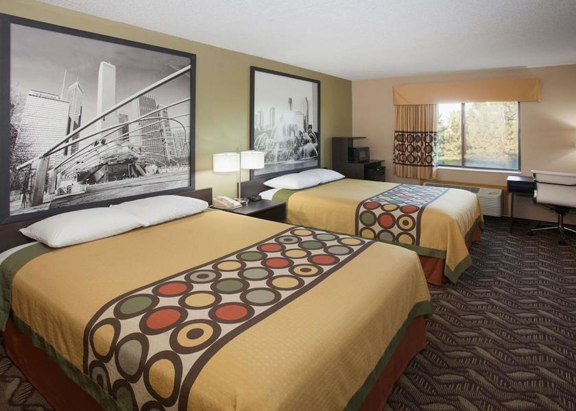 Illinois Dwight Room