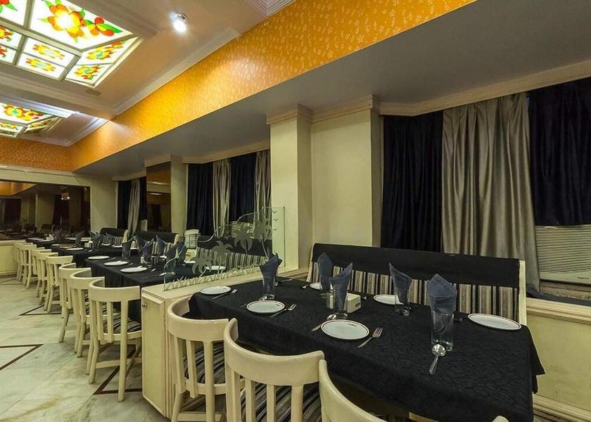 Maharashtra Akola Food & Dining